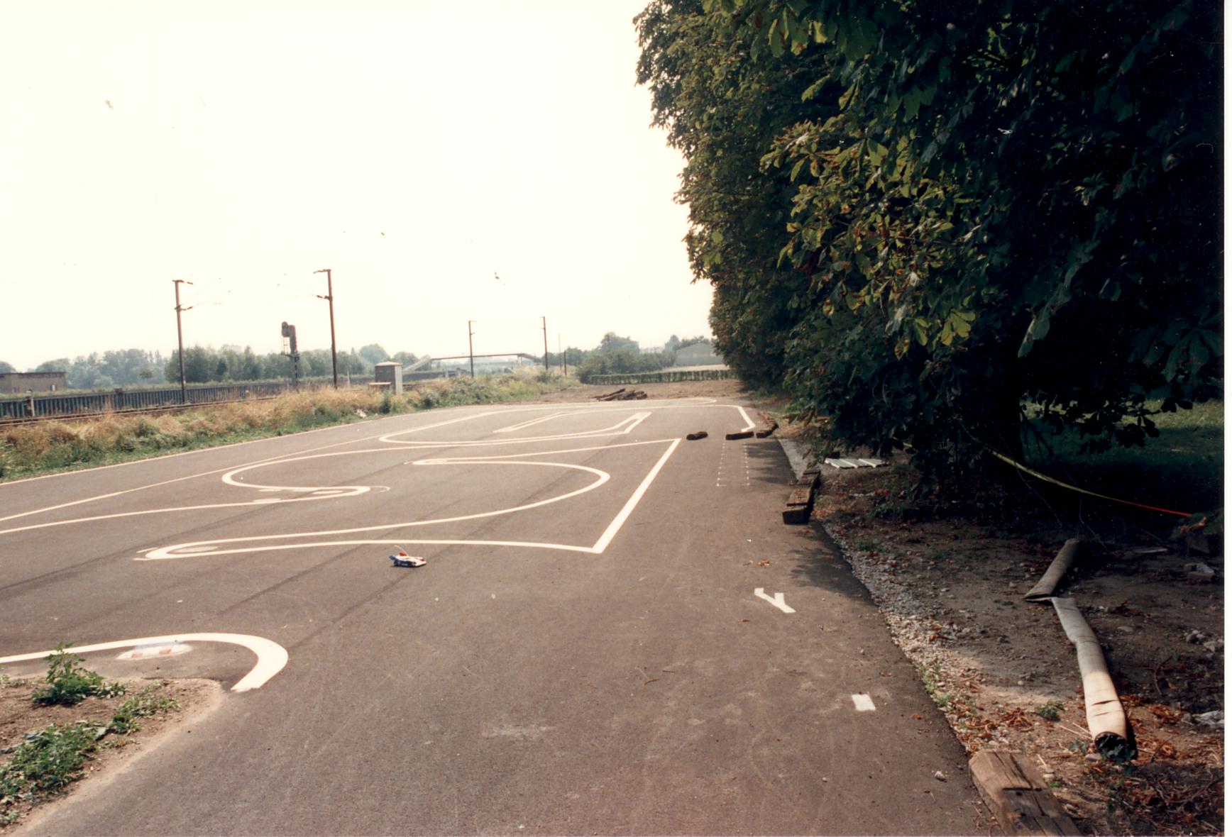 1990-05-00_graouilly_04